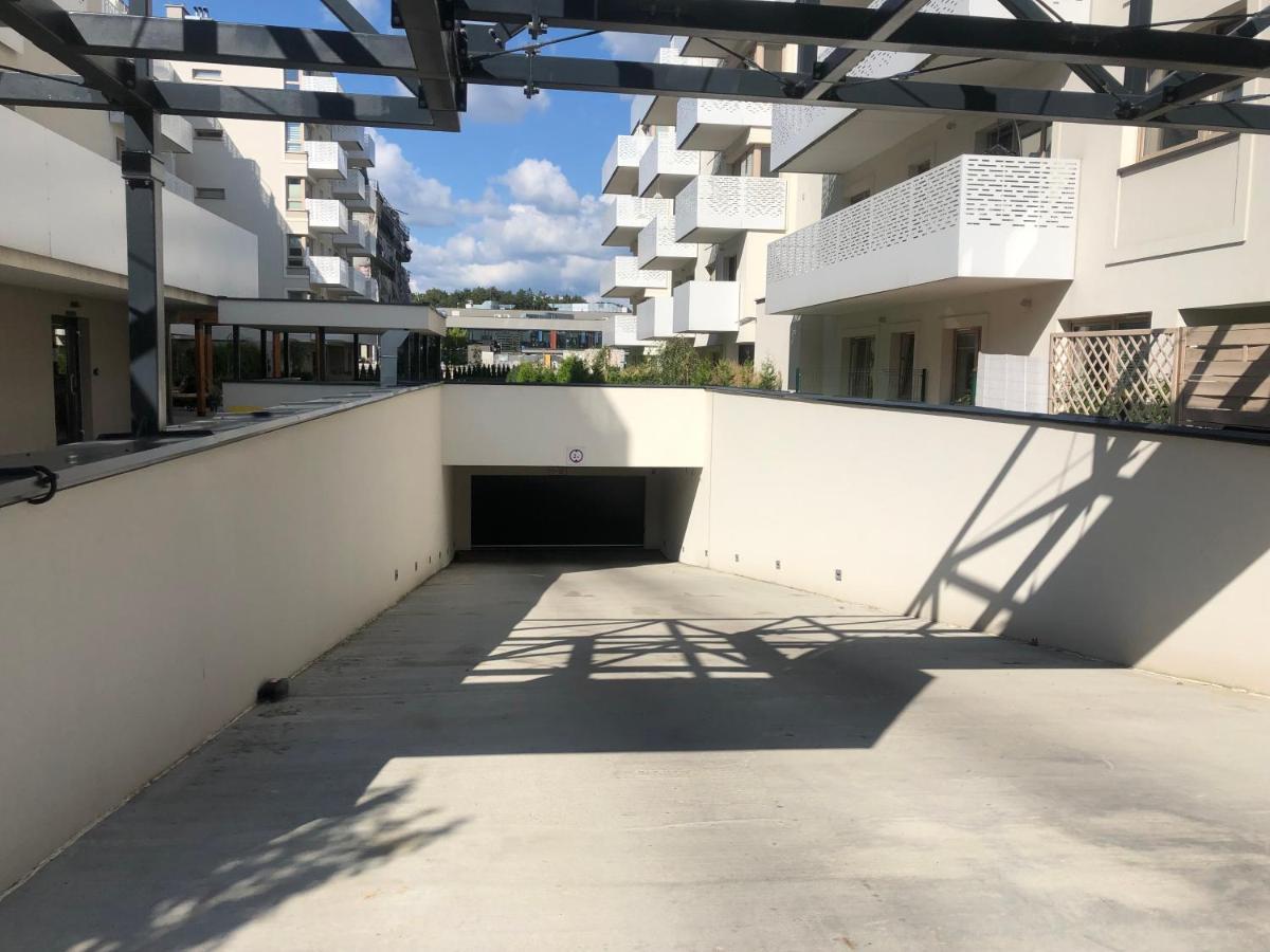 Apartment Patio -garaz Podziemny, Taras,wejscie Klamka Kod,centrum